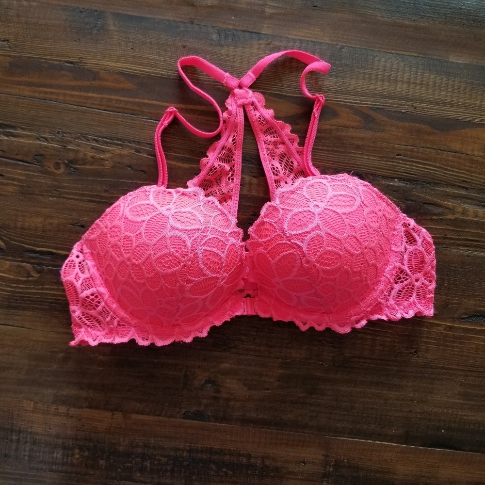 NWOT Victoria Secret Bra